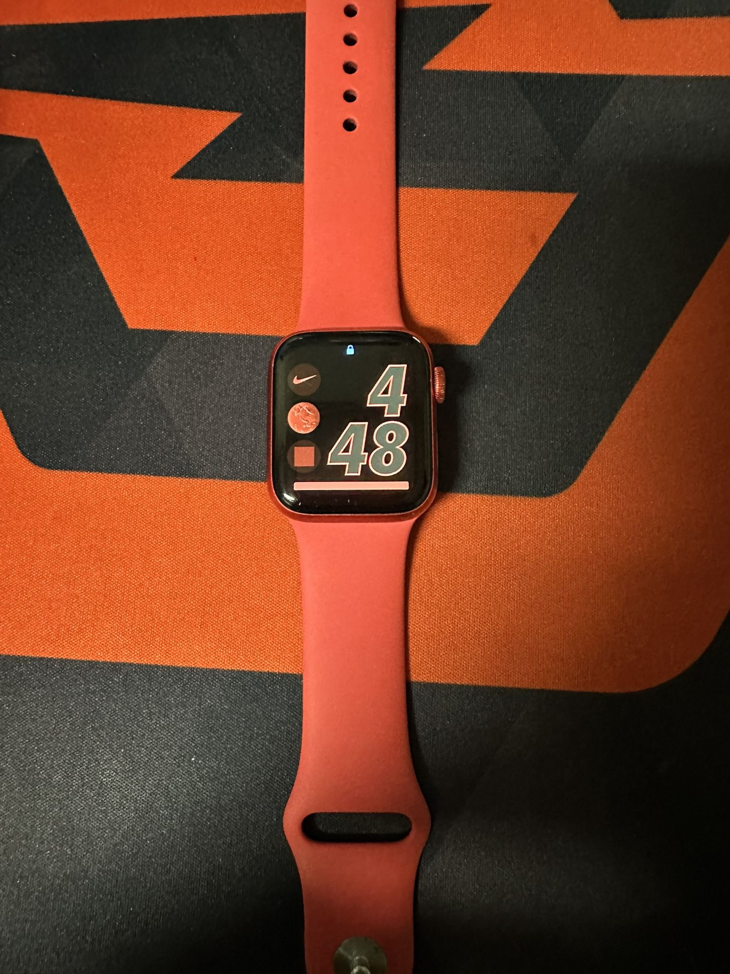 Apple Watch Series 6 (Product Red) 40 mm GPS