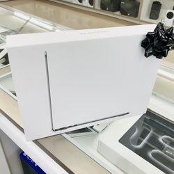 MacBook Air M2 8gb Ram 256gb SSD 