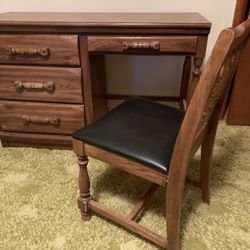 Young Hinkle - Desk & Chair
