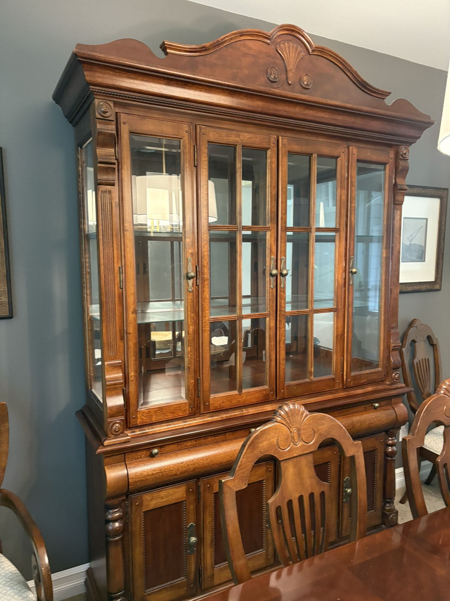 Beautiful Solid Dining Set