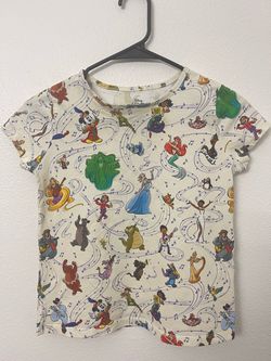 Disney 100 Girls Graphic T-Shirt Music Characters All Over Print Size 10/12