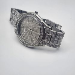 Michael Kors Women's Slim Runway Quartz Watch with Stainless-Steel Strap, Silver