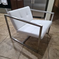 Gus White Modern Accent Chair 