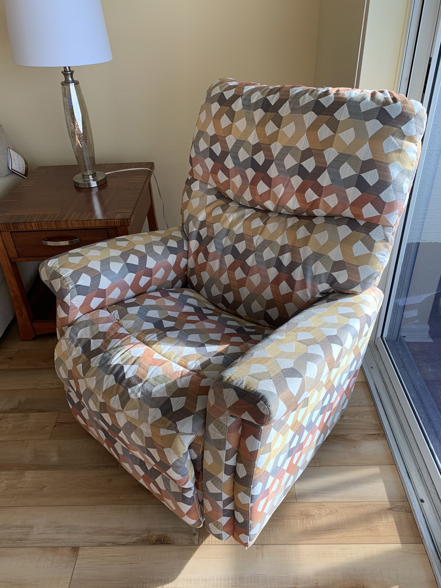 Power LAZY BOY  Recliner OBO