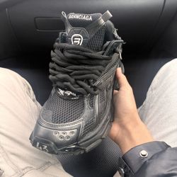 Balenciaga Triple Black Runners