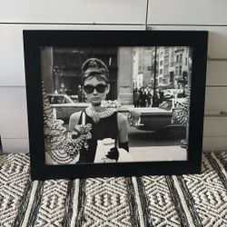 Audrey Hepburn Large Canvas Framed Picture 