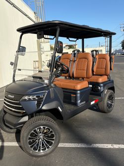 2027 Voyager Commander 4 Forward Non-Lifted 72-Volt Lithium Street Legal LSV Golf Cart