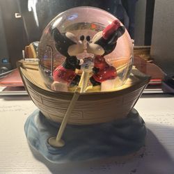 Mickey And Minnie Snow Globe