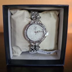 Montres Prestige Silver Butterfly Crystal Watch – Gift Box