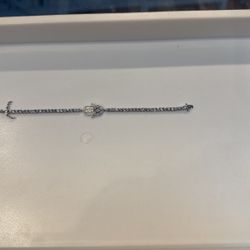 Esclaba Mano De Fatima Con Estella De David 