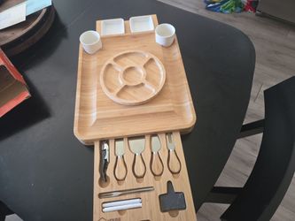 Bamboo cheese board