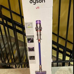 DYSON V11 