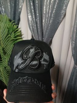 31 hats X Benavidez