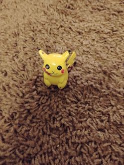 Pikachu Pokémon pencil topper