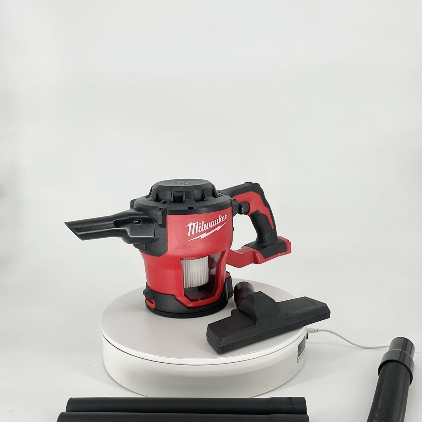 Milwaukee M18 18-Volt Lithium-Ion Cordless Compact Vacuum (Tool-Only) 