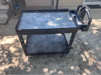 Rubbermaid cart