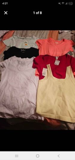 Brand New bundle! Junior size Large tops🩶