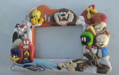 Looney toons picture frame
