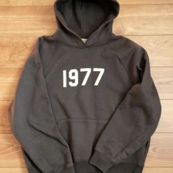 Brand New w/ Tags – Essentials Fear Of God 1977 Hoodie