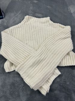 White Cream Color Crop Top Sweater