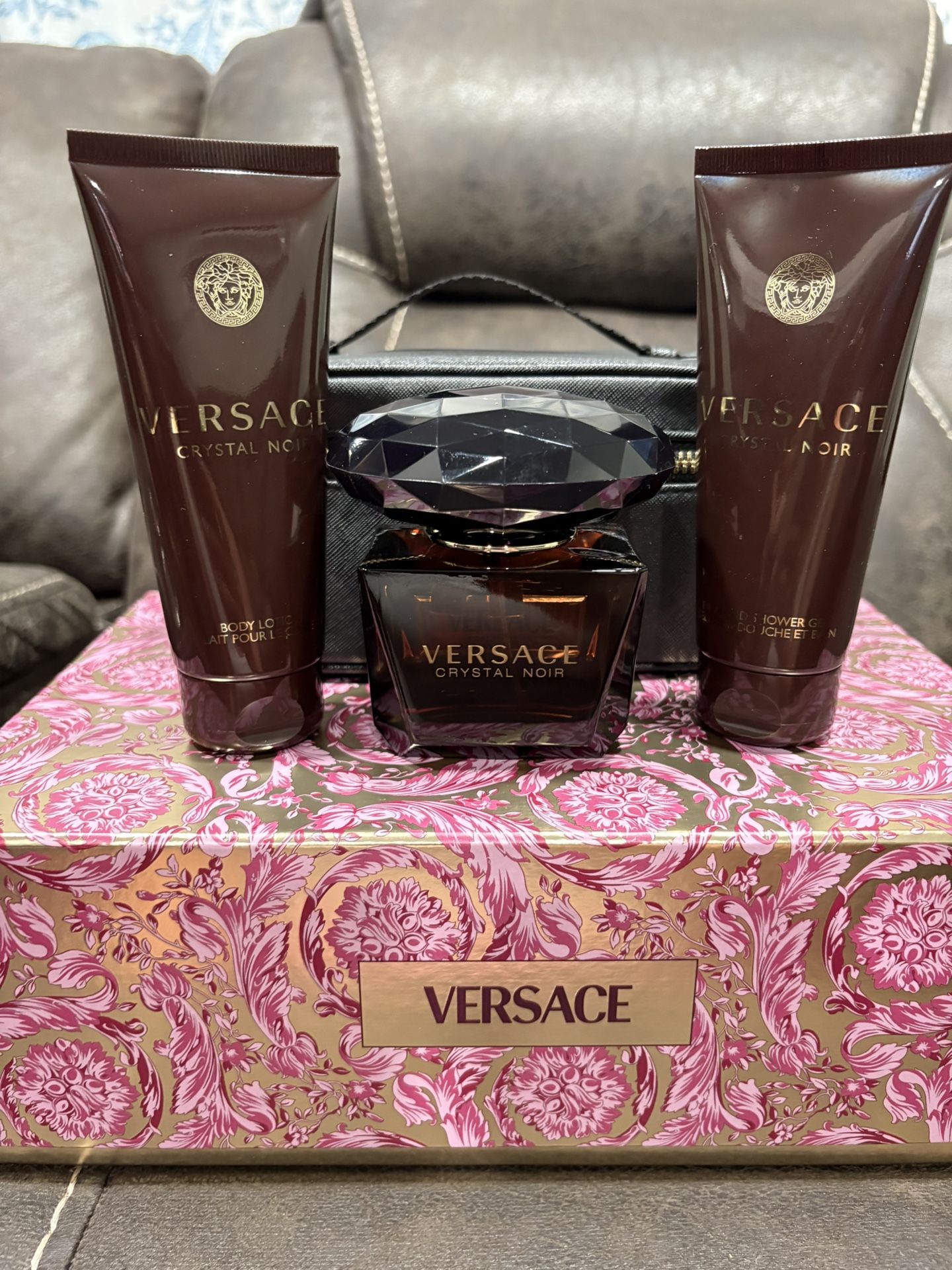 Versace Crystal Noir Perfume Set