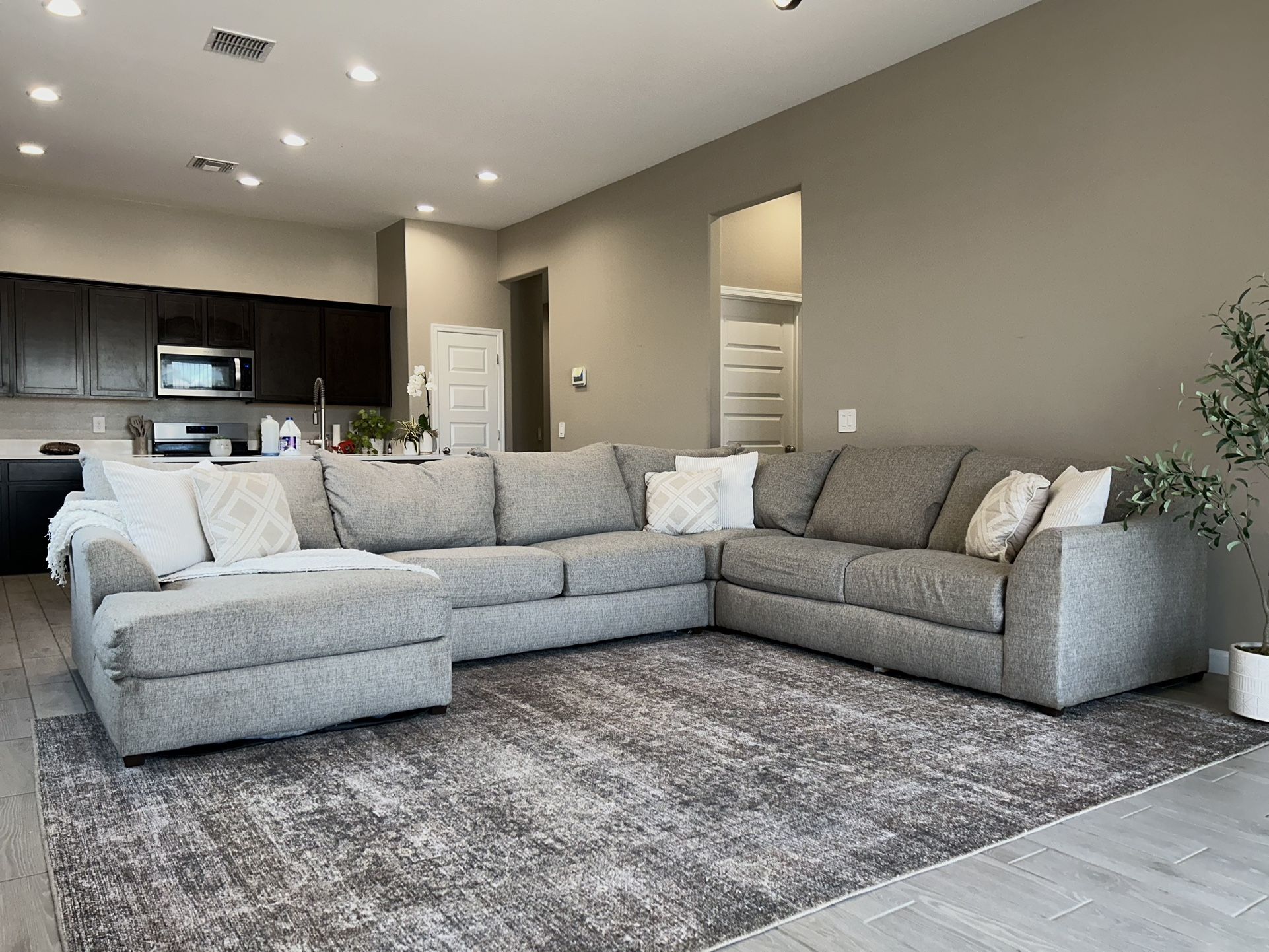 4 Piece Gray Cloud Sectional Couch