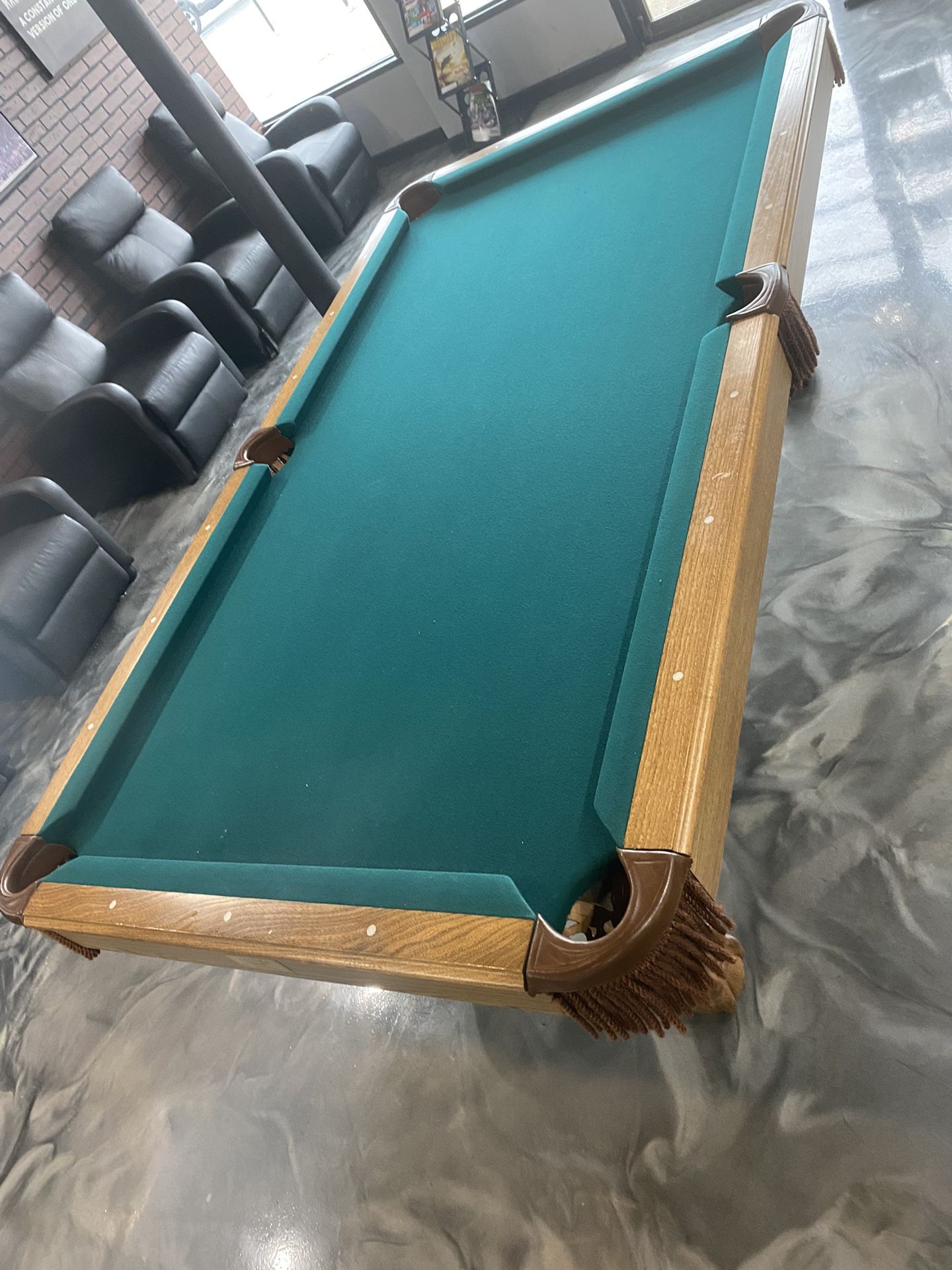 Billiards Pool Table 1996 Canadian Craftsmanship 