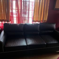 Black Leather Sofa 