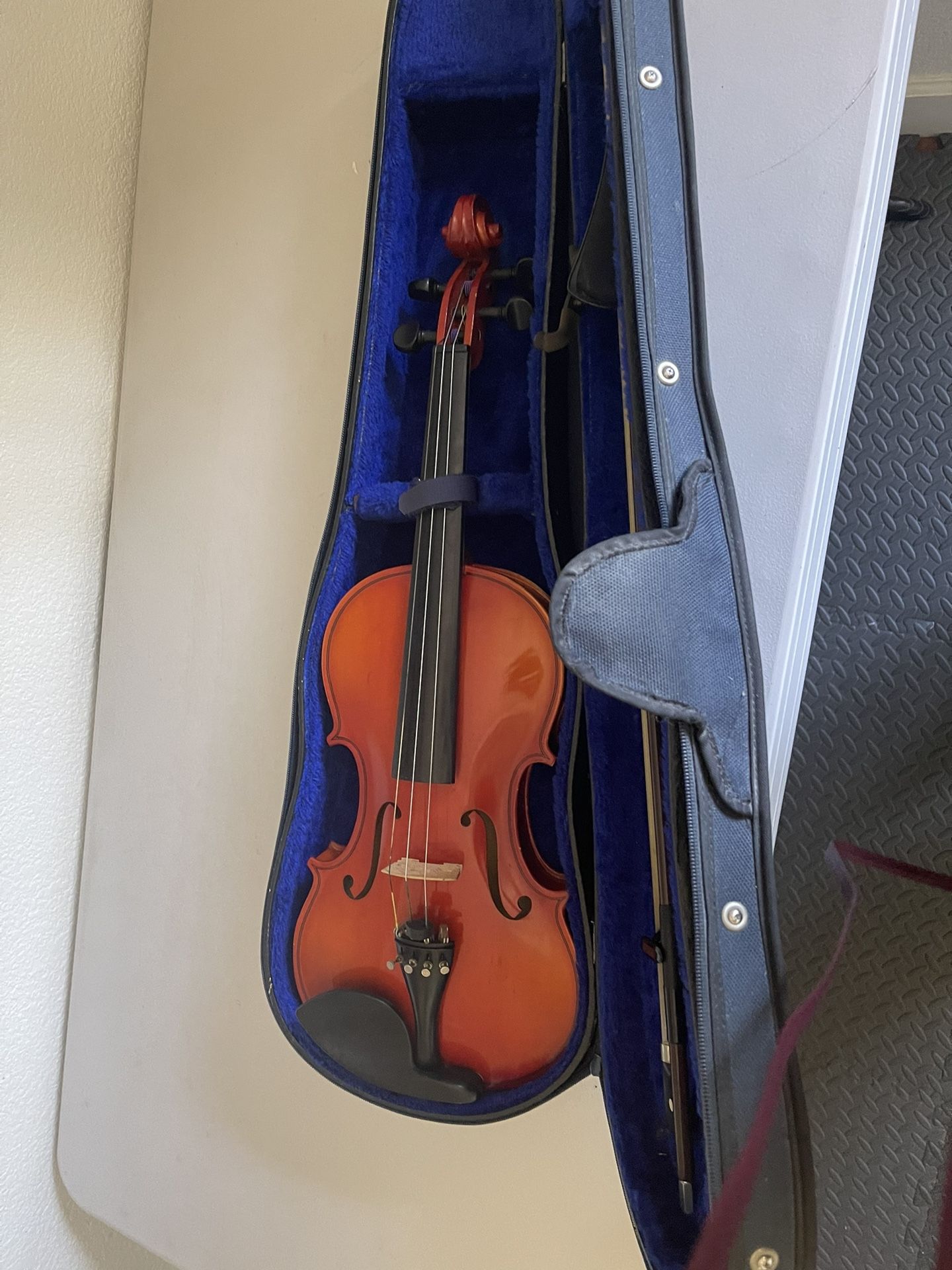 Full Size Violin