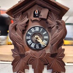 Antique Wooden German Cuckoo Clock 