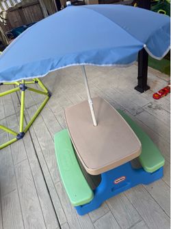 Little tikes table