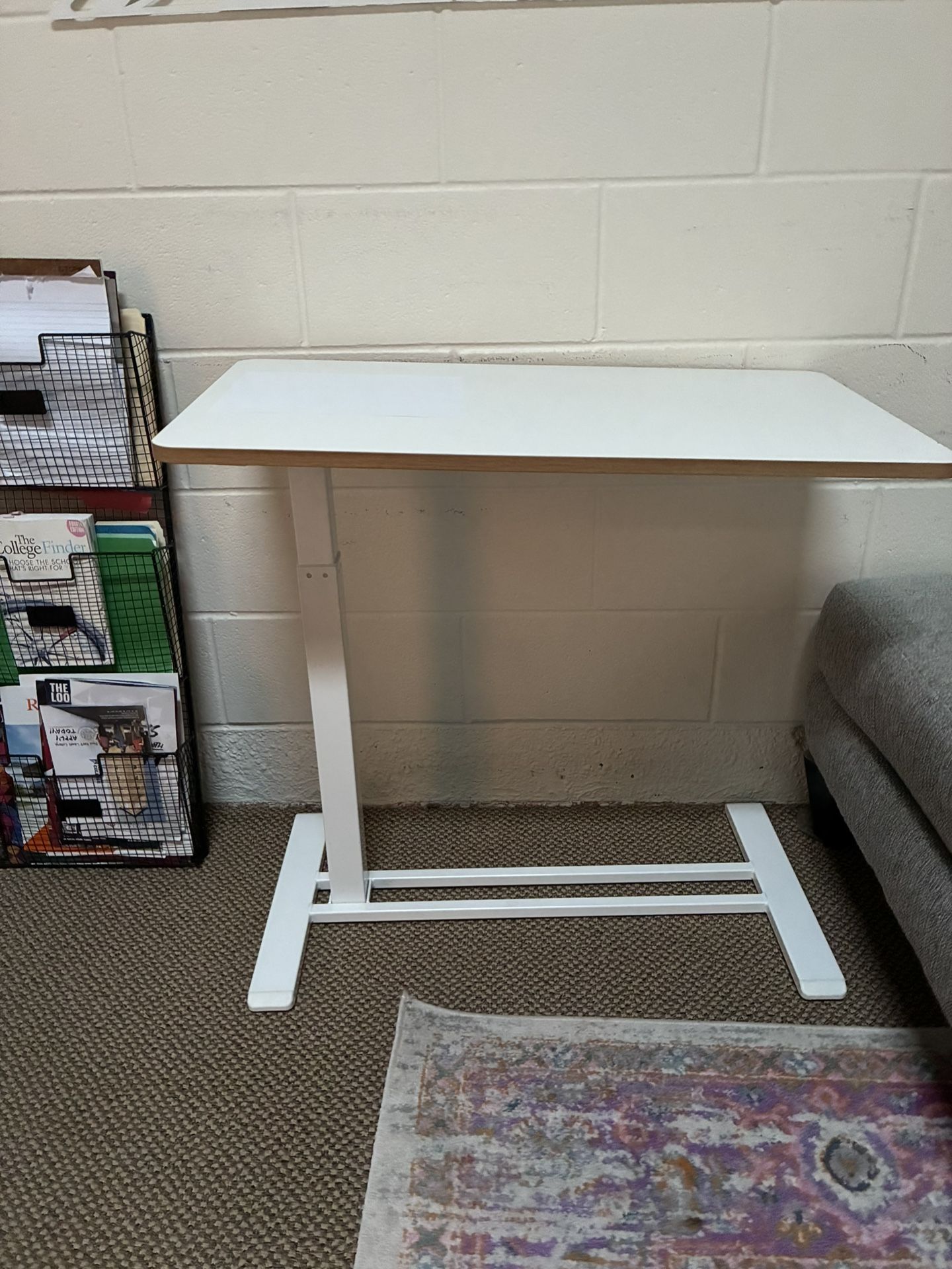 Desk-  Adjustable Height Desk / Standing Desk / Sitting Desk (white) 