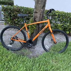 Trek Verve1 XL Frame 700 wheels 21 speed new condition