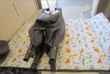 Pack and Play, Foldable Playpen