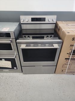 New KitchenAid Stainless Steel Electric Stove