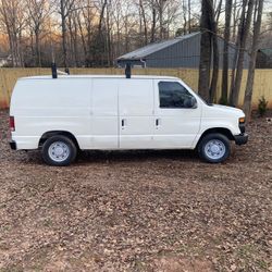2005 Ford E-150