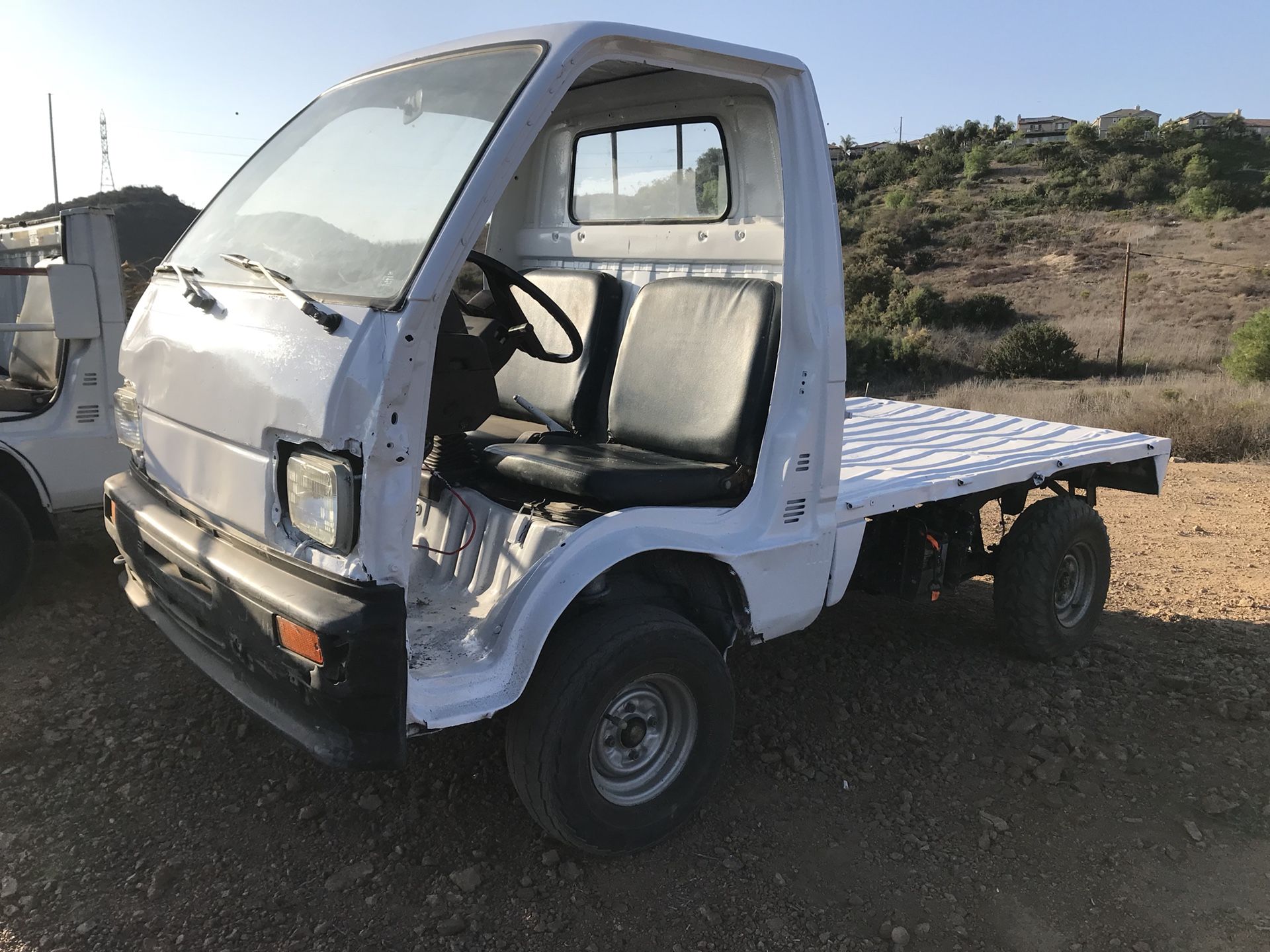 Hijet mini work truck. Kei truck. Farm truck