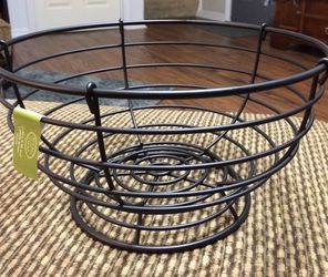 Decorative wire basket