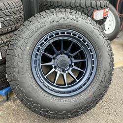 New Lockoffroad wheels available Perfect for Chevy,Tacoma,GMC and More!!
