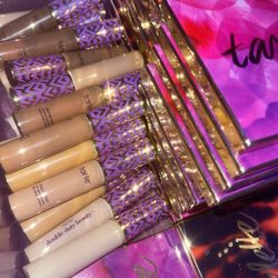 Customizable Makeup Bundle