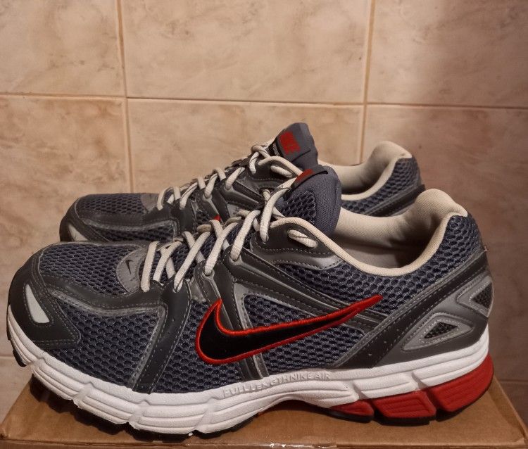 NIKE Air Citius 2 - SIZE 11.5 In Great Condition
