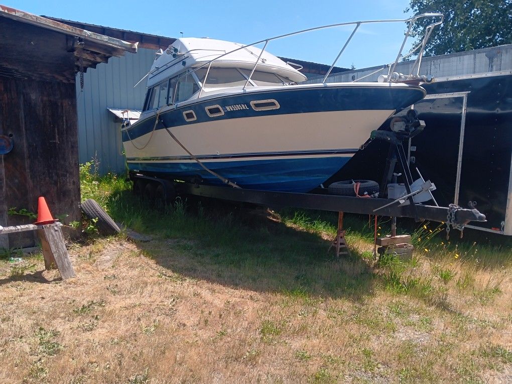 1987 Bayliner Sailboat