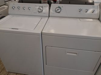 Whirlpool Washer and Dryer Set