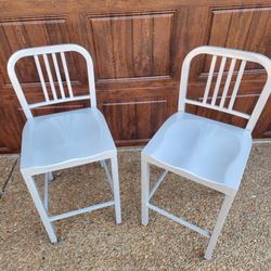 *** SET OF MATCHING BAR STOOLS ***