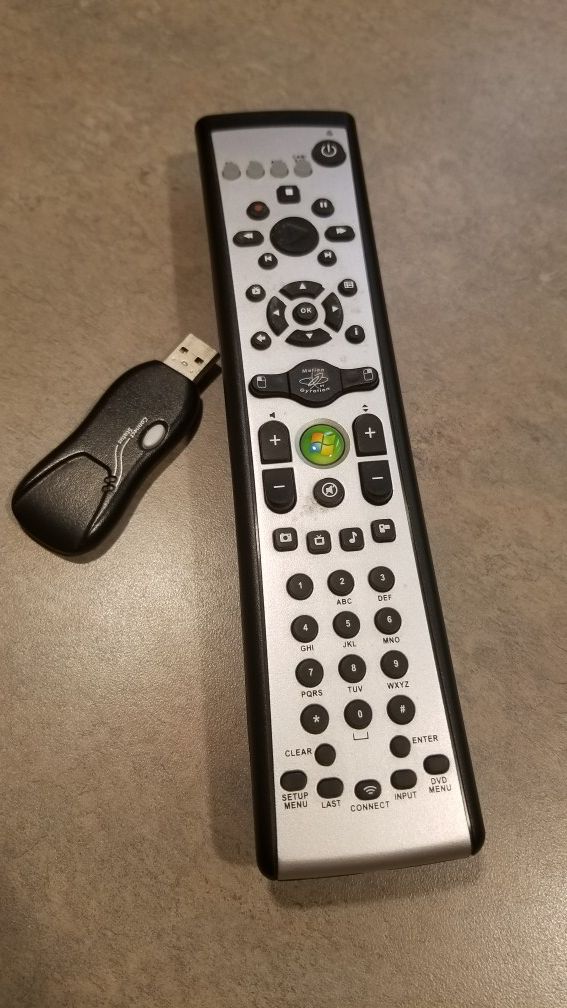 Gyration GYR3101US Universal Infrared / RF Remote Control