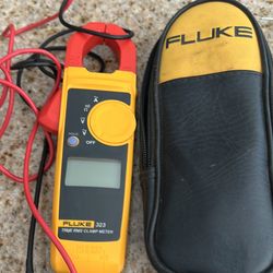 Fluke  323 meter