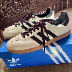 Men’s Adidas Sambas tennis Shoes - size 10
