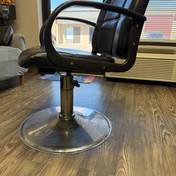 Barber chair