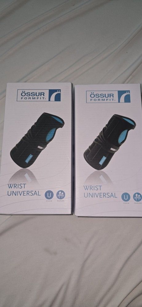 2 Wrist Brace's