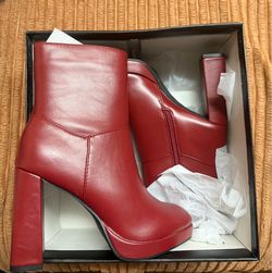 Heeled Booties size 7.5 new $12